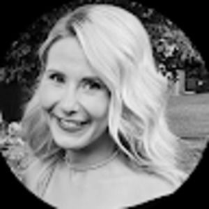 Meet your Posher, Leanna